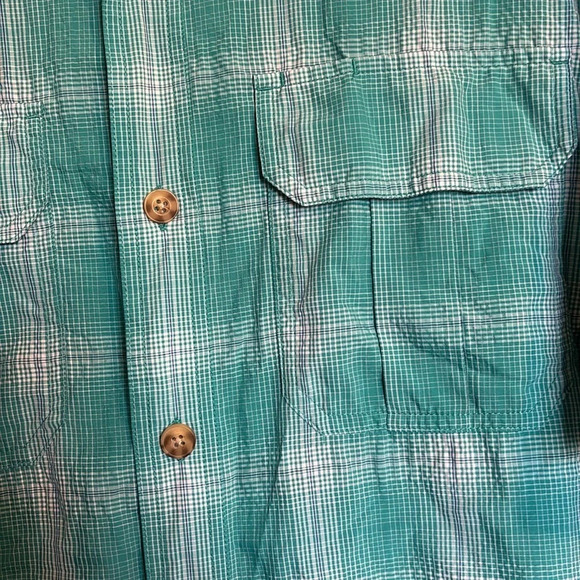 Duluth Trading Co men’s blue nylon blend button down shirt size large - Picture 3 of 8